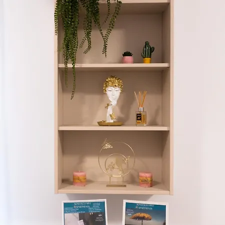 Apartament Soni Exclusive 1218 Plaza With Private Parking & Self Check-in Bukareszt