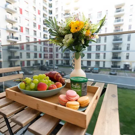 Apartament Soni Exclusive 1218 Plaza With Private Parking & Self Check-in Bukareszt