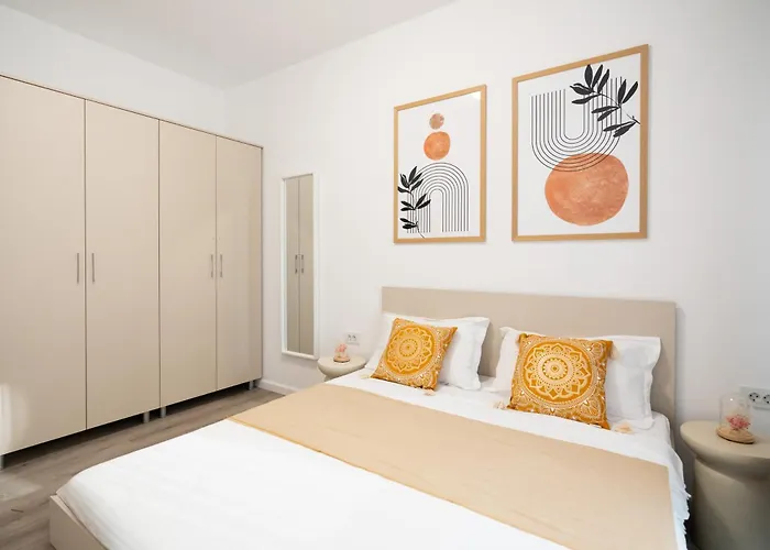 Soni Exclusive 1218 Plaza With Private Parking & Self Check-in アパート ブカレスト