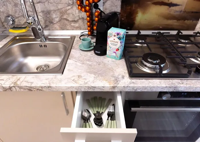 Апартаменти Soni Exclusive 1218 Plaza With Private Parking & Self Check-in *